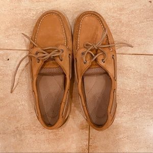 Sperry boat shoes
